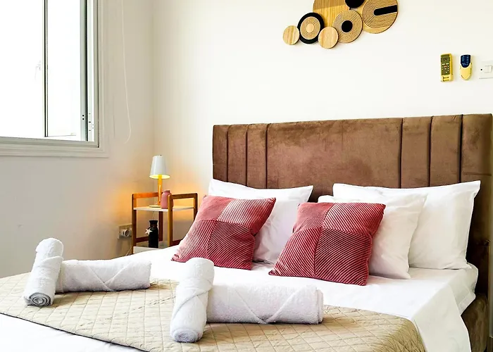 Sunny With Hot Tub, Garden And 2 Bedrooms, 5 Minutes To The * Pyla